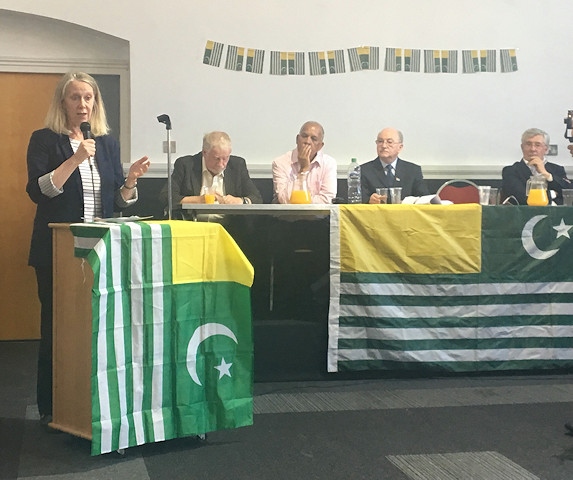 Liz McInnes at the Pakistani & Kashmiri Community Association event addressing  India’s revocation of Kashmir’s special status 