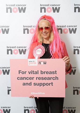 Heywood and Middleton MP Liz McInnes added an extra dash of pink to her signature black and pink colours to support Breast Cancer Now’s ‘wear it pink’ fundraiser