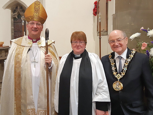 Mayor Billy Sheerin attended the licensing and installation of Reverend Kirsty Screeton