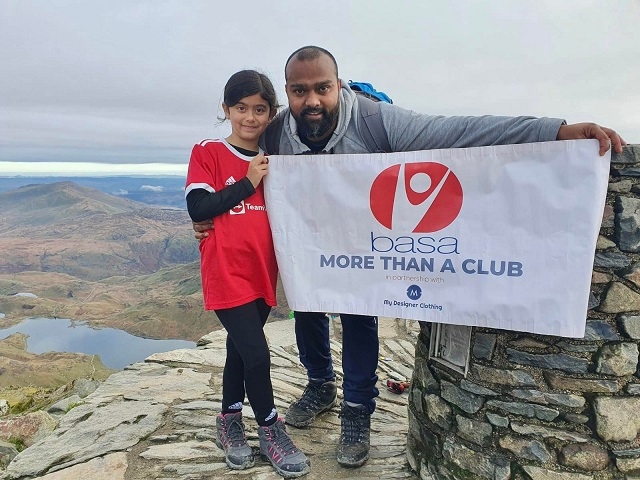 Doliz and Zaara Miah at the summit of Snowdon