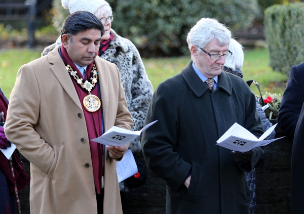 Mayor of Rochdale, Councillor Aasim Rashid and Rochdale MP Sir Tony Lloyd at the Holodomor memorial service