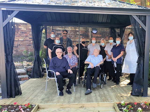 Stamford House Residential Home staff and residents enjoyed the summer house dedicated to Carolyn Knight on Spring bank holiday