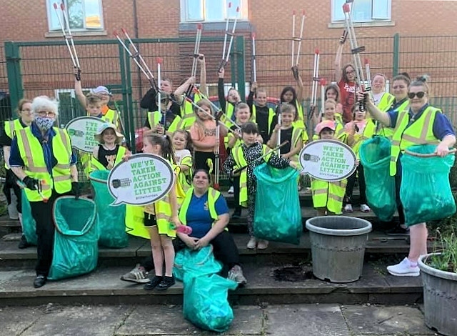 Cubs and Scouts from 1st Rochdale (St Thomas) Baden Powell Scout Group took part in the Great British Spring Clean