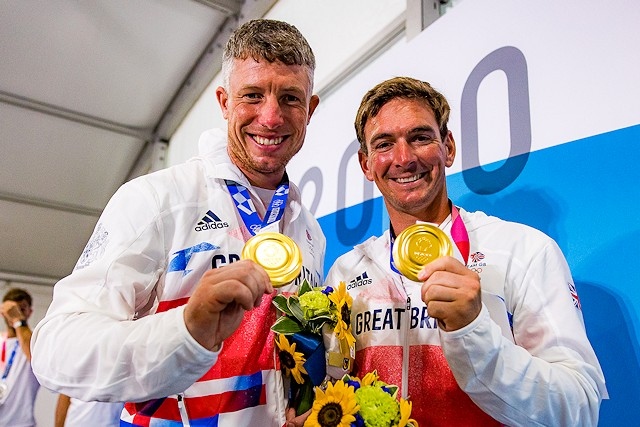 Stuart Bithell (left) and Dylan Fletcher with their gold medals