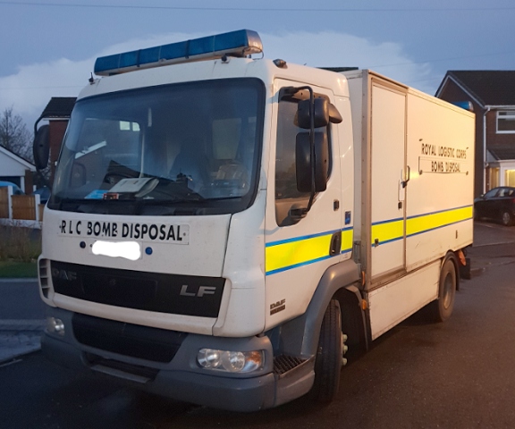 Bomb disposal experts were called to Glamis Avenue
