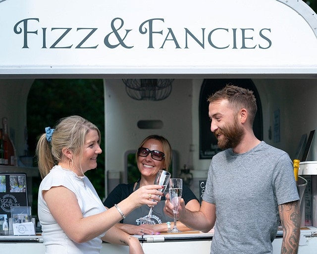 Mobile caterers Fizz & Fancies at last year's Rochdale Wedding Show.  You'll be able to enjoy prosecco and cake while you contemplate your options!