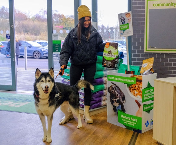 In partnership with national pet charity Blue Cross, Pets at Home is seeking donations of dog, cat, puppy and kitten food, as well as food for small animals including rabbits, guinea pigs and hamsters