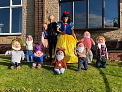 Snow White and the Seven Dwarves - scarecrow edition