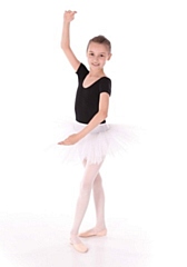 10-year-old ballet dancer Ava White from Norden