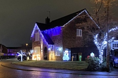 Christmas lights on Wrenbury Drive, Burnedge