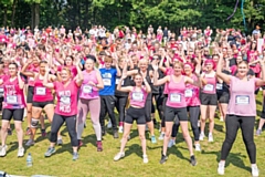 Race for Life crowd